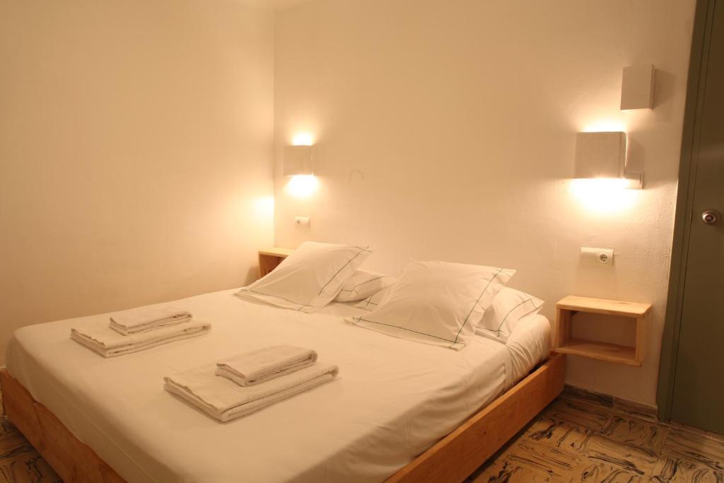 Double Room Private Bathroom